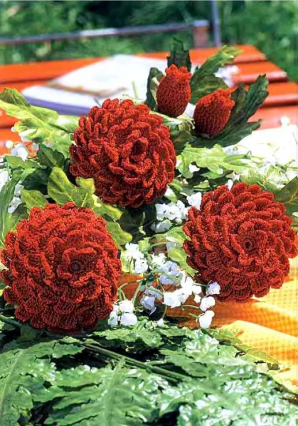 Вязанные астры Вязанные астры