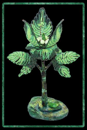 Цветы из бисера и малахита Цветы из бисера и малахита