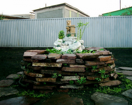 Декоративная клумба Декоративная клумба